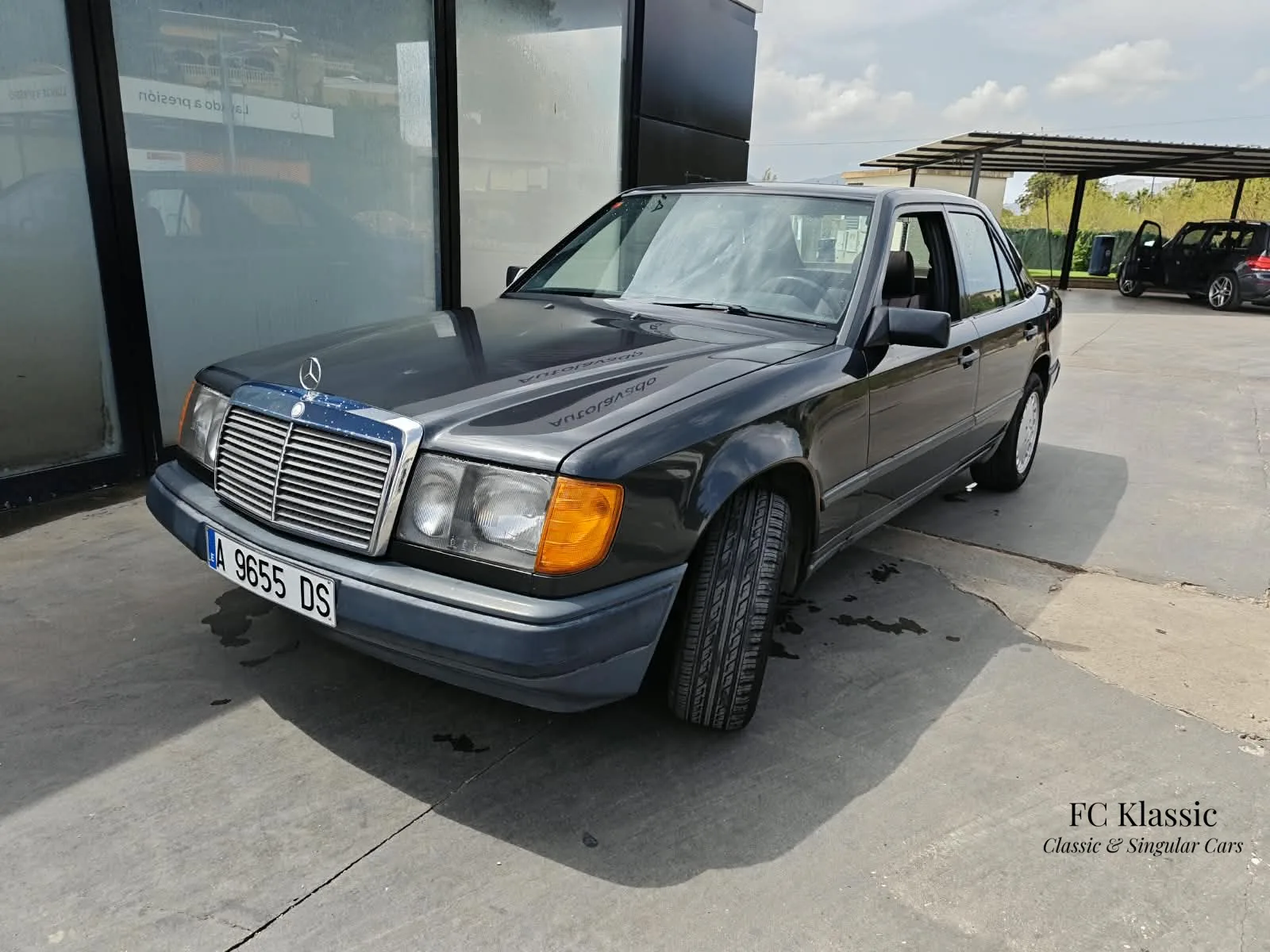 Mercedes Benz 300d Turbo W124 — 277.000 km — 3000 CC , 6 CILINDROS EN LINEA, Turbo diesel — 147 CV — Navacerrada, Madrid.