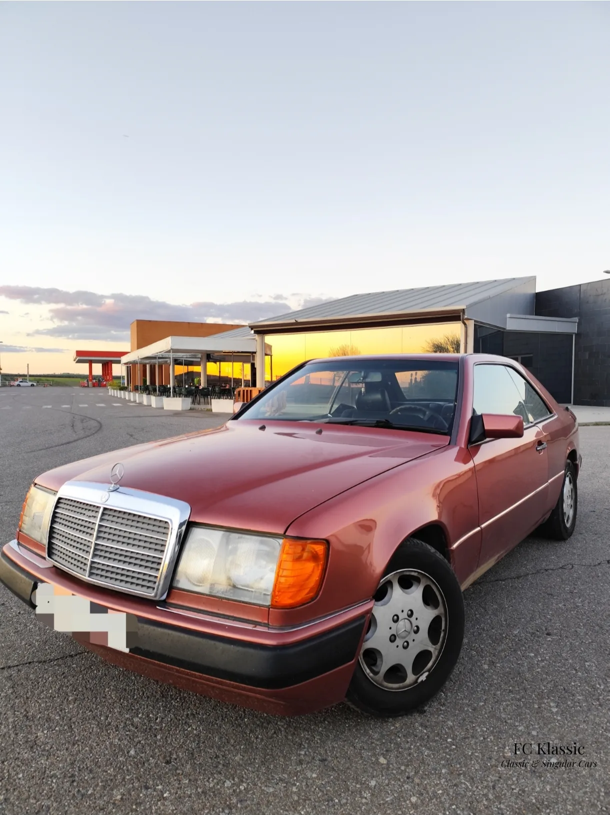 Mercedes Benz 300ce w124 — 136.000 km — 3.000 , 6 cilindros — 180 CV — Mérida, España