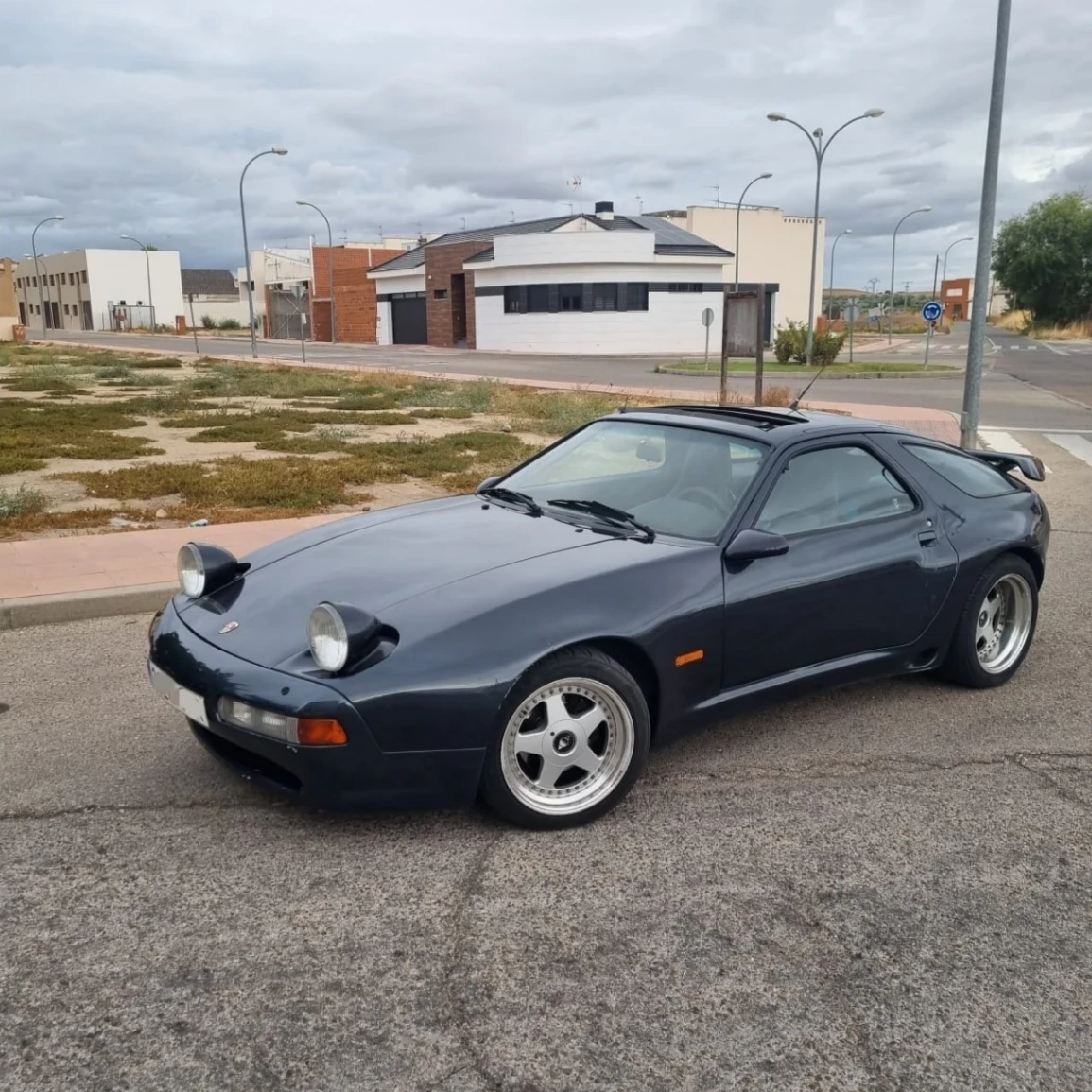 Porsche 928 S  " STROKER " — 135.720 km — v8 4.700 cc — 310 CV — Toledo, Castilla la Mancha.